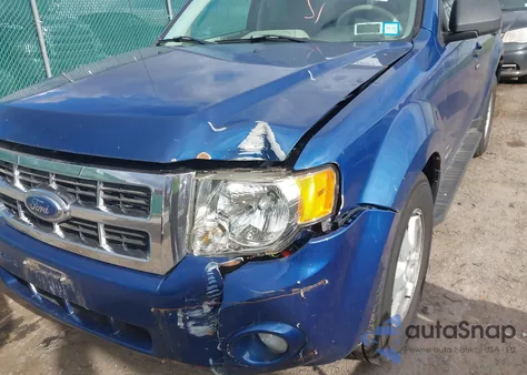 2008 Ford Escape Xlt from USA, damaged, VIN 1FMCU93Z58KD08681